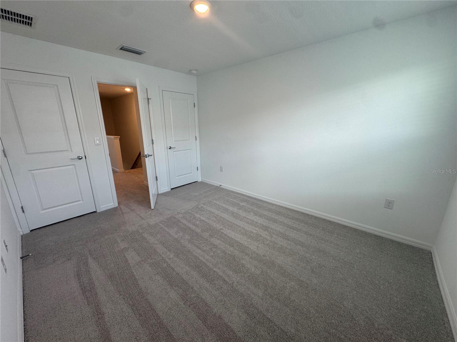 Image 21 of 34 For 8720 Daybreak Street