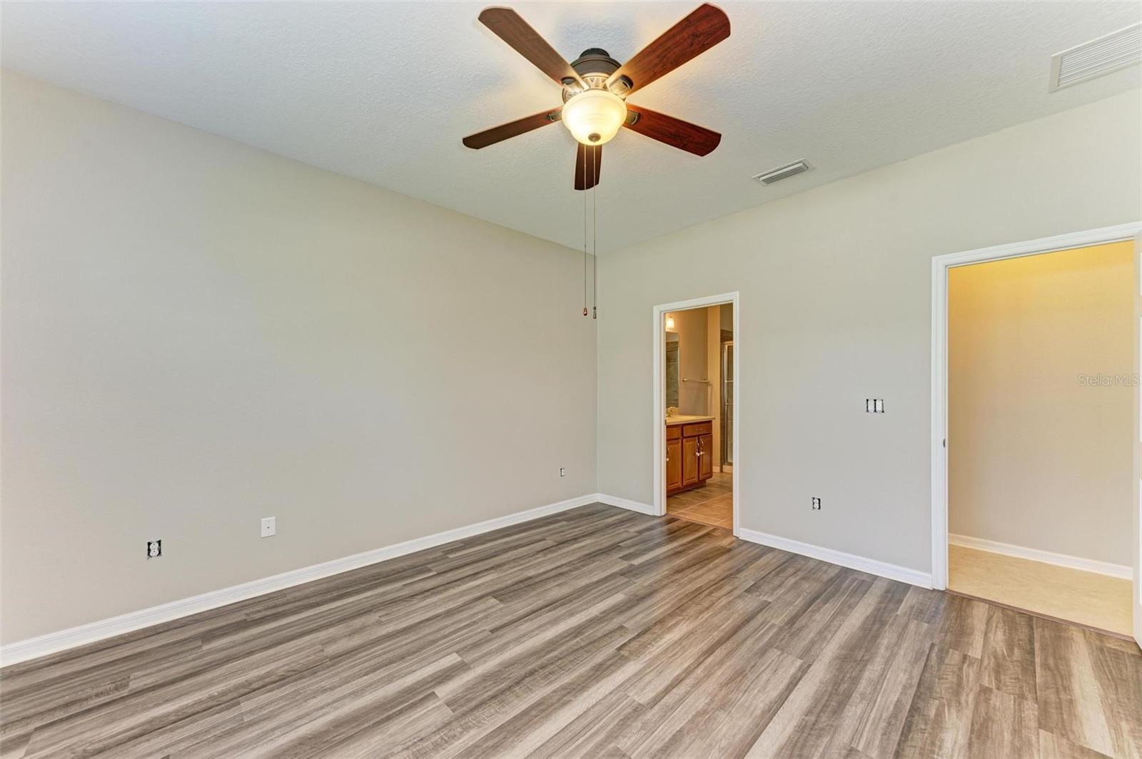 Image 16 of 63 For 7807 110th Avenue E