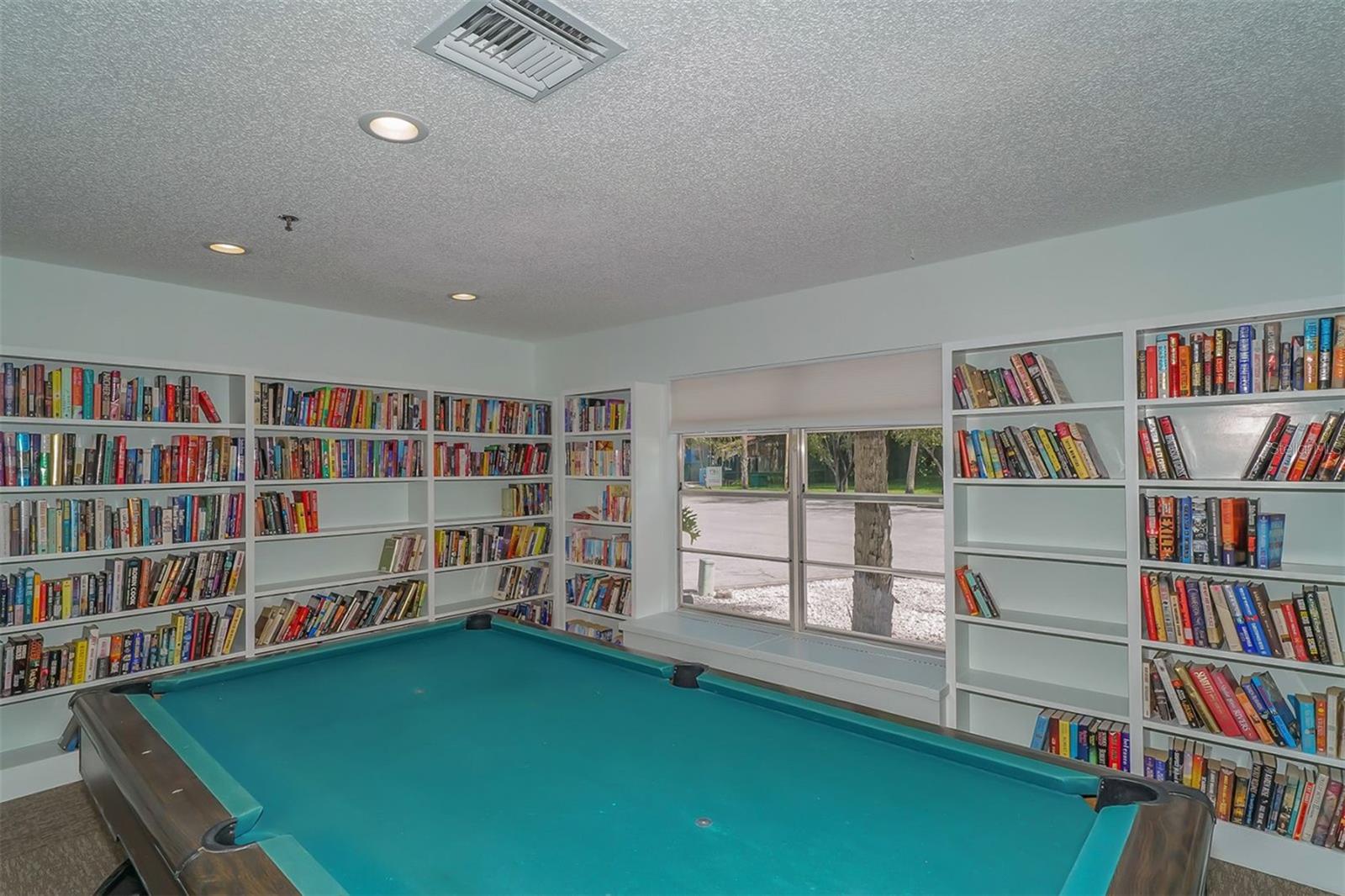 Image 33 of 39 For 4969 Village Gardens Drive 52