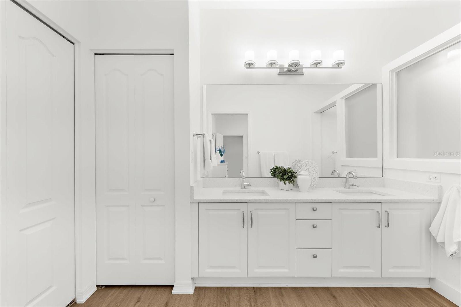 Image 38 of 91 For 4924 Mahogany Run Avenue