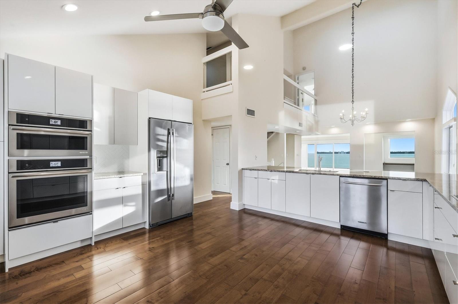 Image 13 of 42 For 61 Tidy Island Boulevard 61