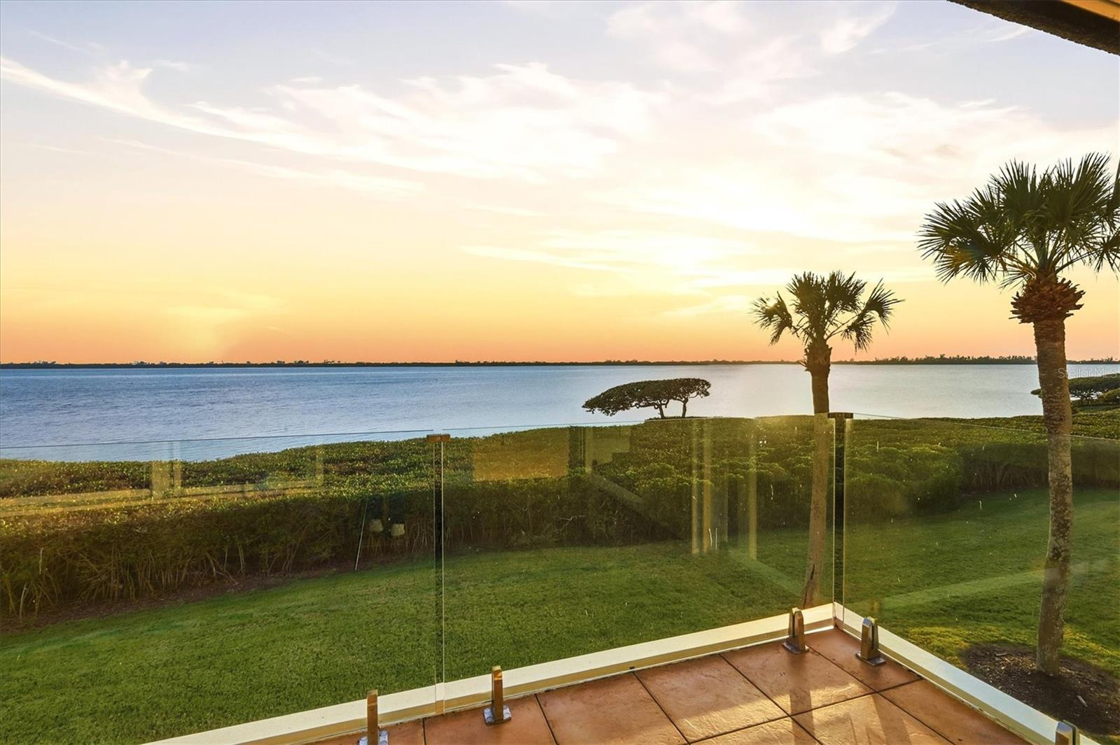 Image 32 of 42 For 61 Tidy Island Boulevard 61