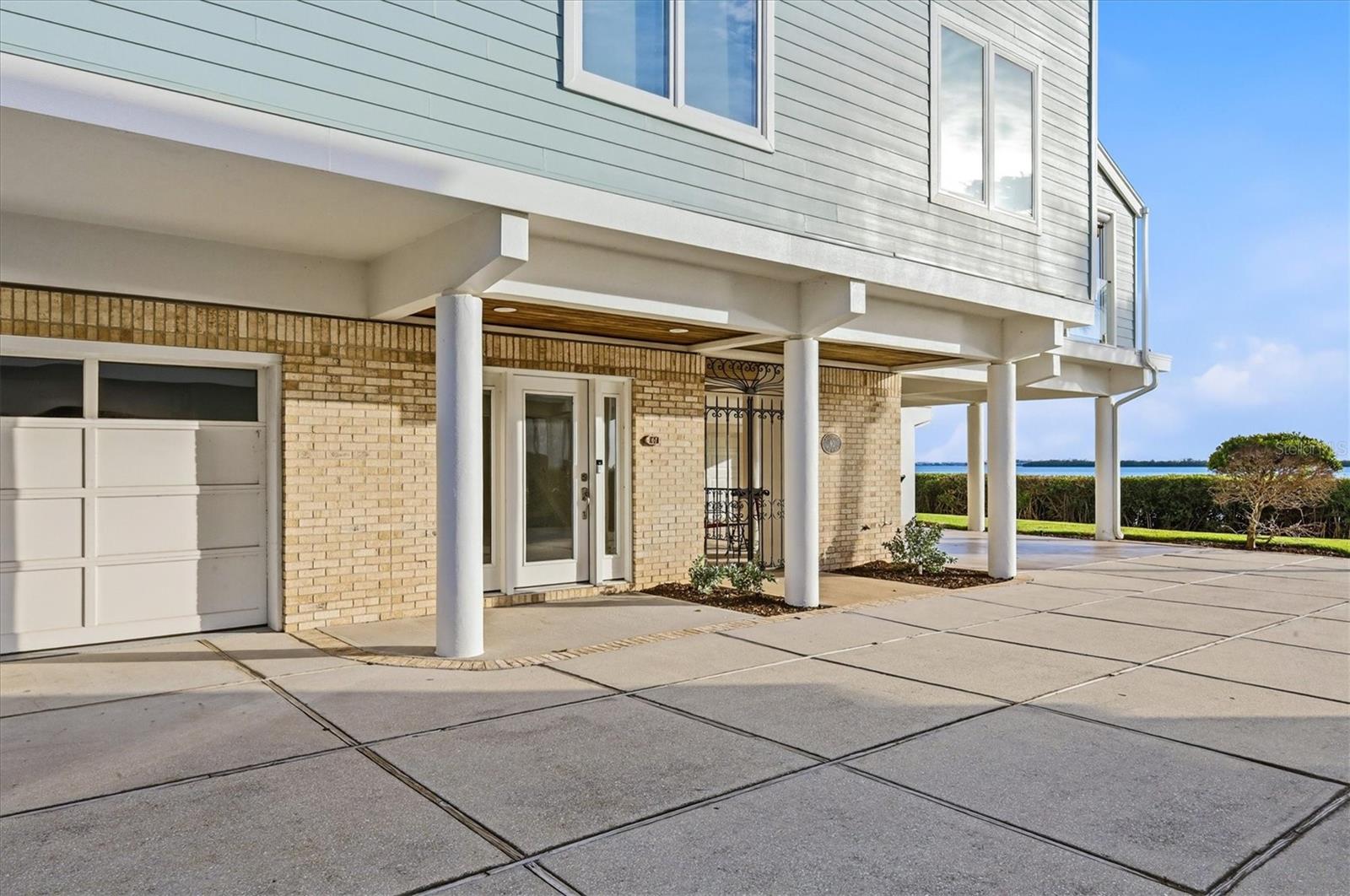 Image 34 of 42 For 61 Tidy Island Boulevard 61