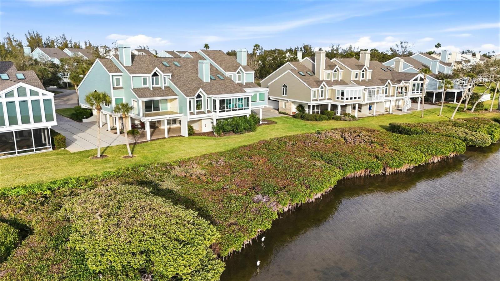 Image 38 of 42 For 61 Tidy Island Boulevard 61