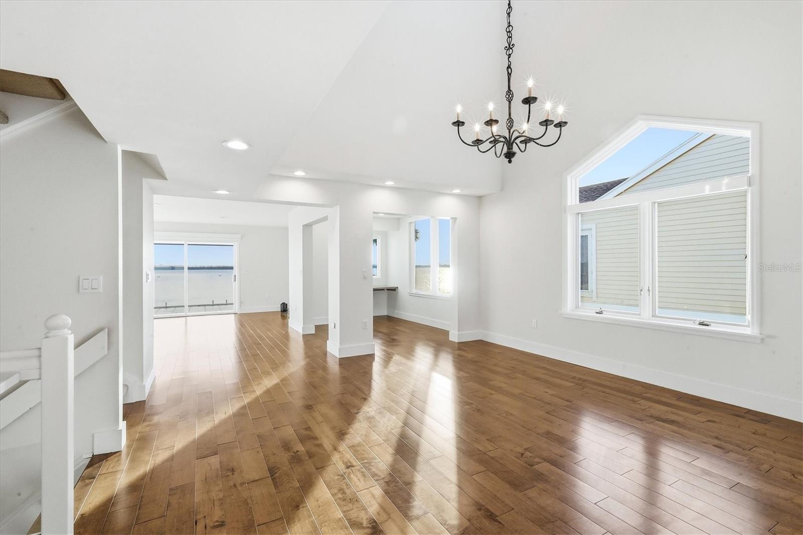 Image 6 of 42 For 61 Tidy Island Boulevard 61