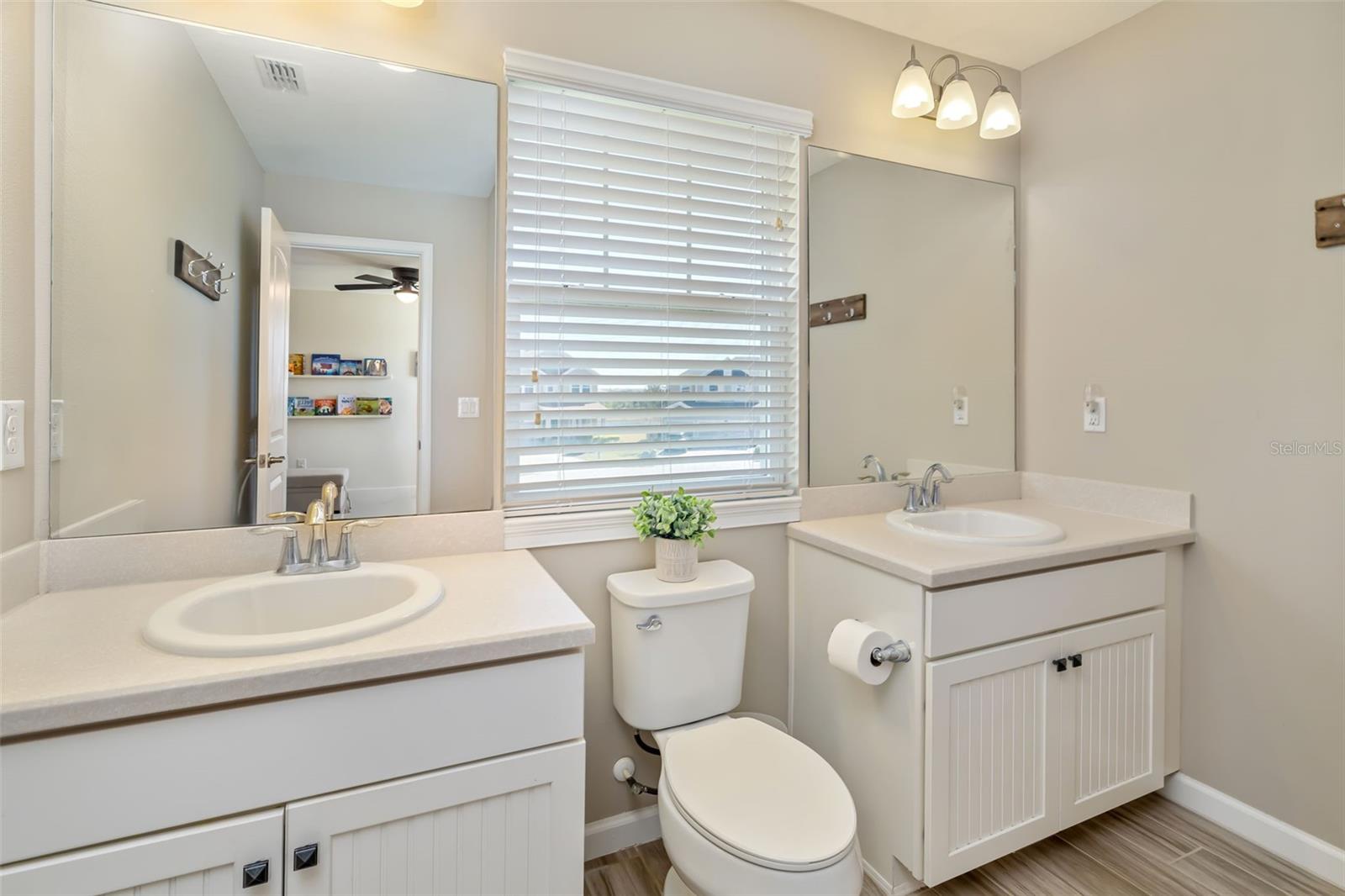 Image 43 of 71 For 5315 Bentgrass Way