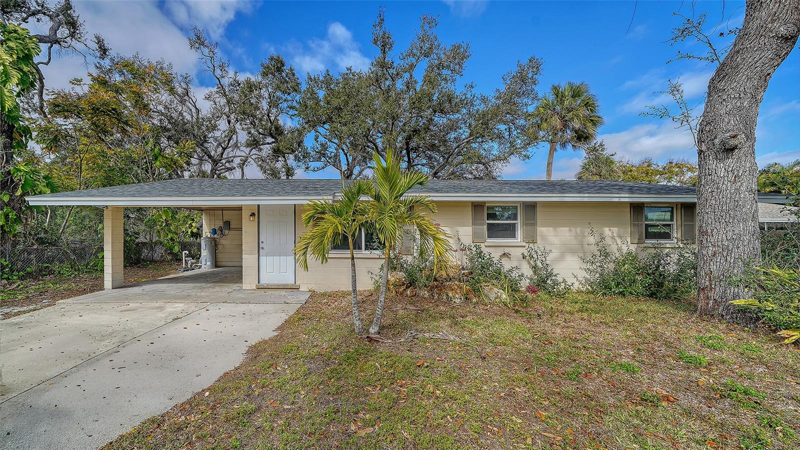 Details for 1203 Pineland Avenue, VENICE, FL 34285