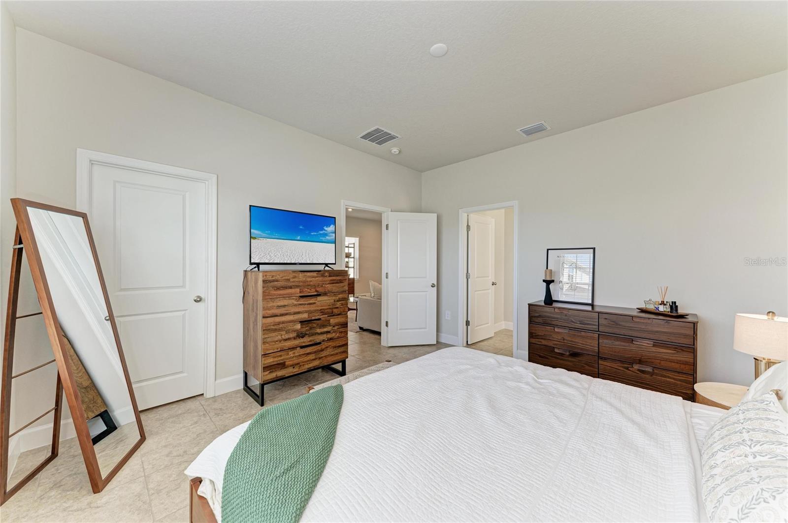 Image 19 of 28 For 4614 Pippin Lane