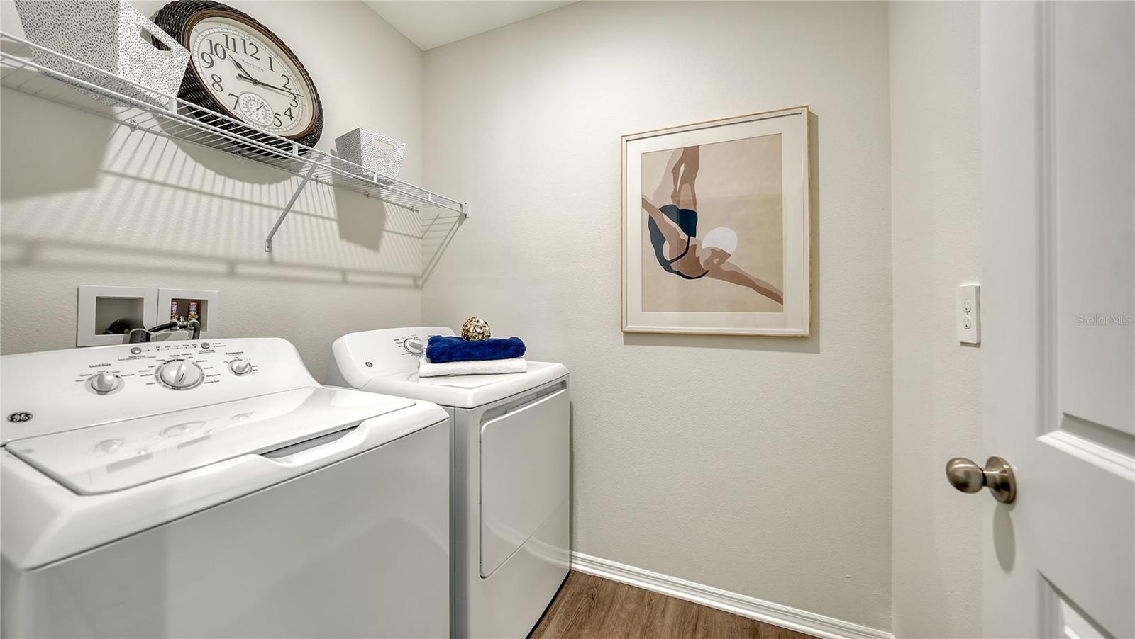 Image 15 of 20 For 4406 Hawthorn Avenue