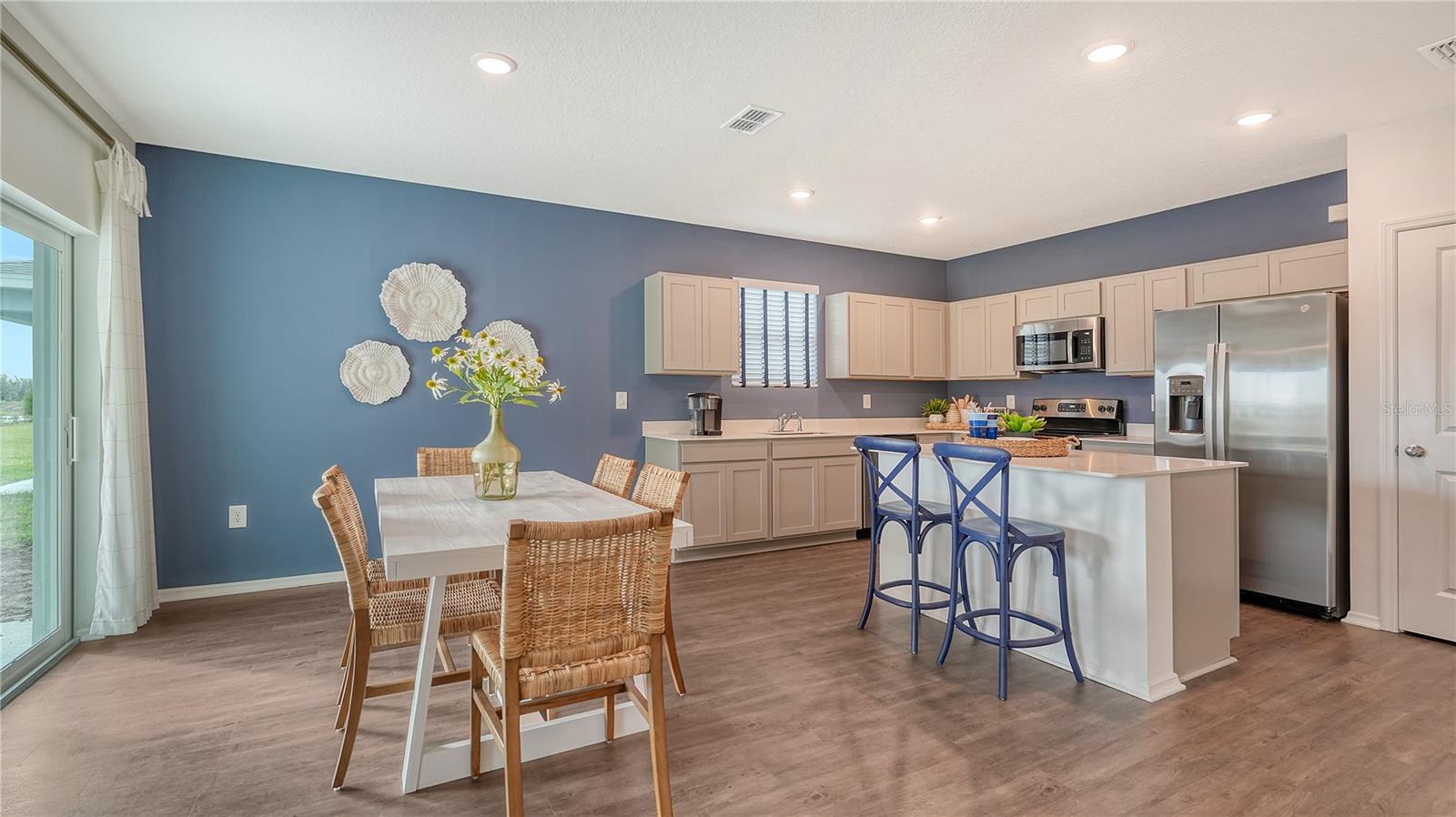 Image 8 of 20 For 4406 Hawthorn Avenue