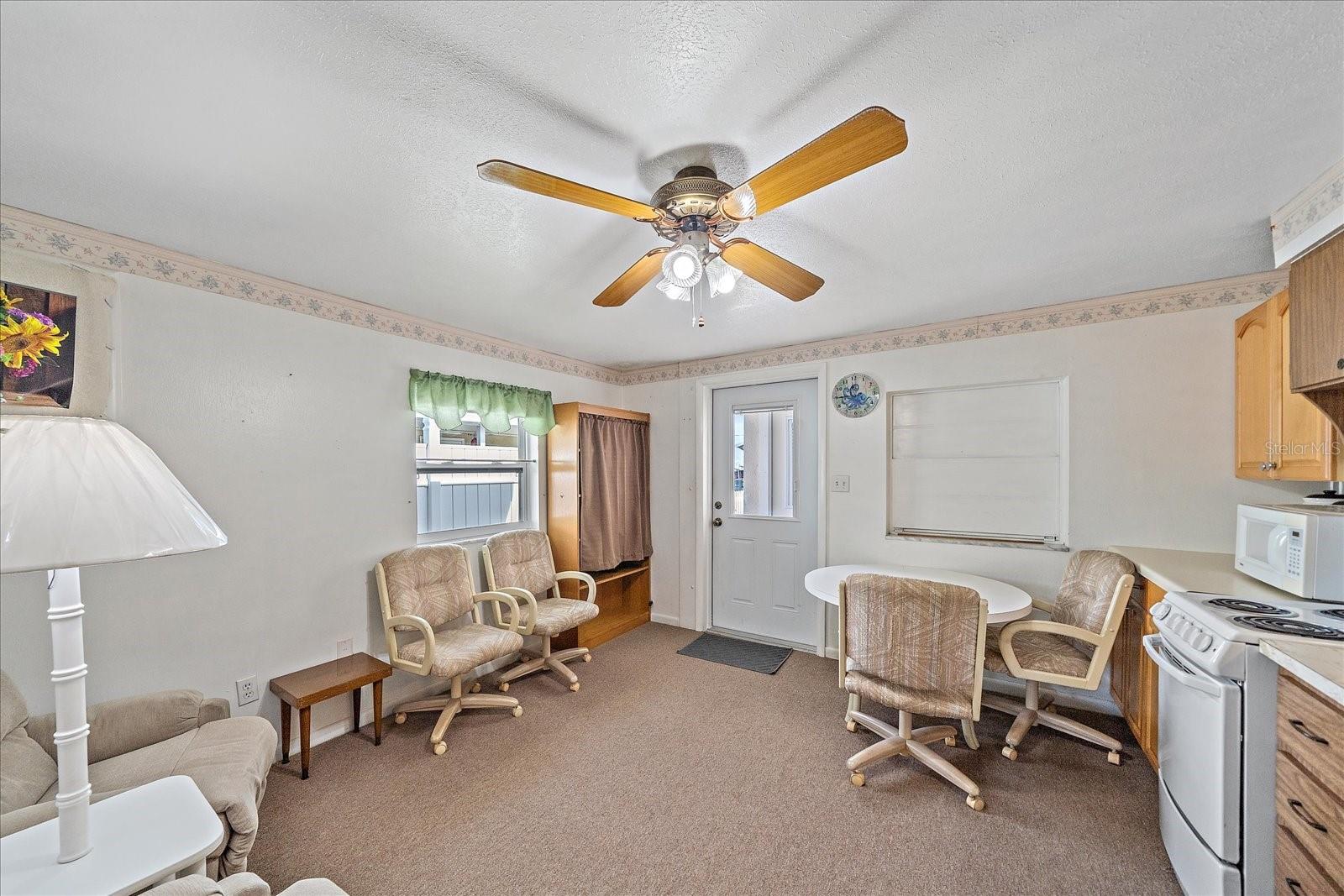 Image 21 of 43 For 1260 Yoder Avenue