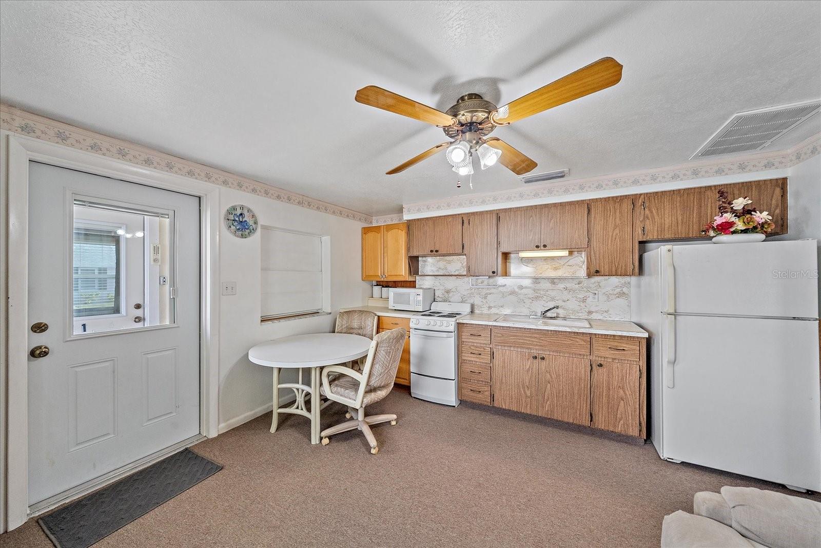 Image 25 of 43 For 1260 Yoder Avenue