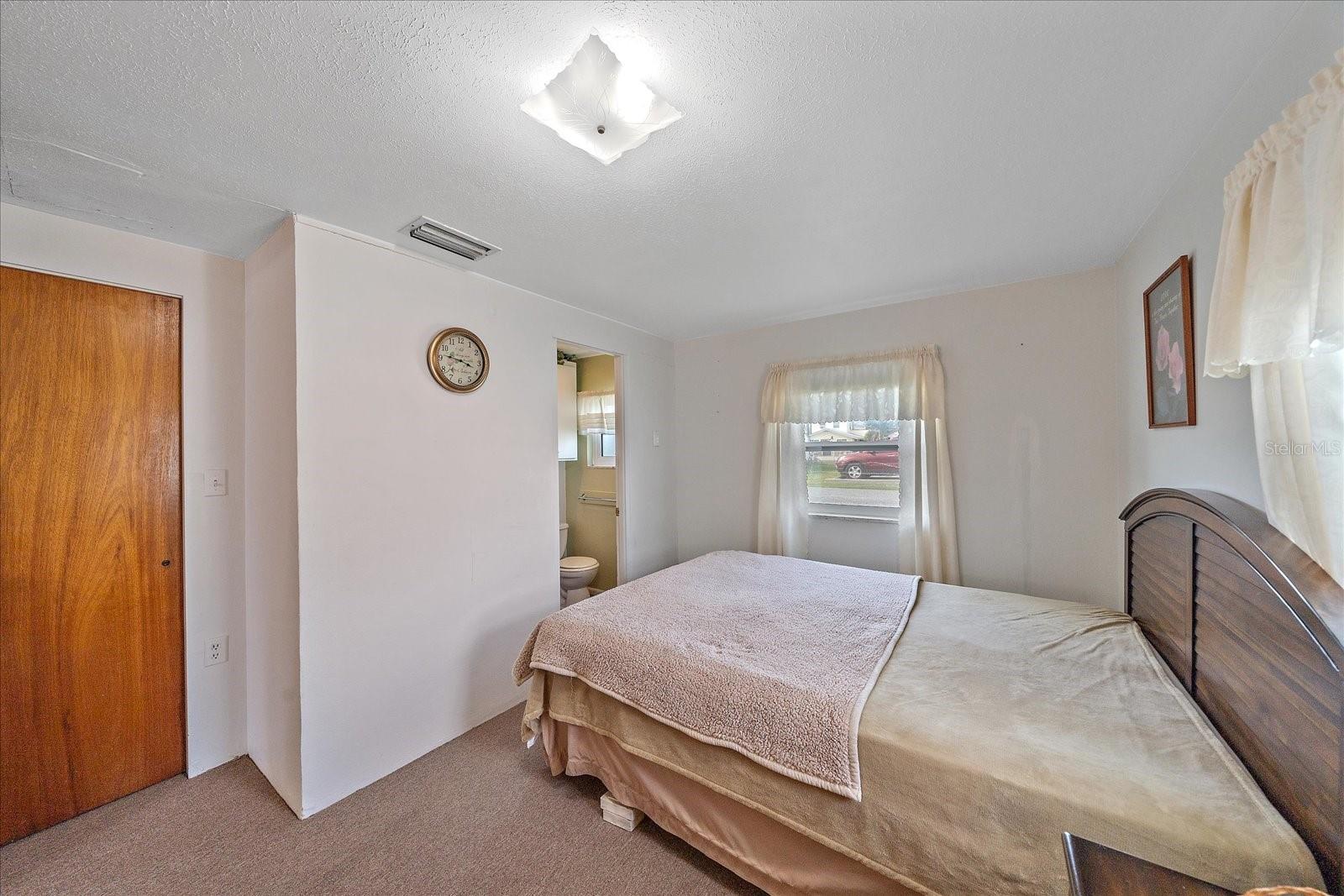 Image 27 of 43 For 1260 Yoder Avenue