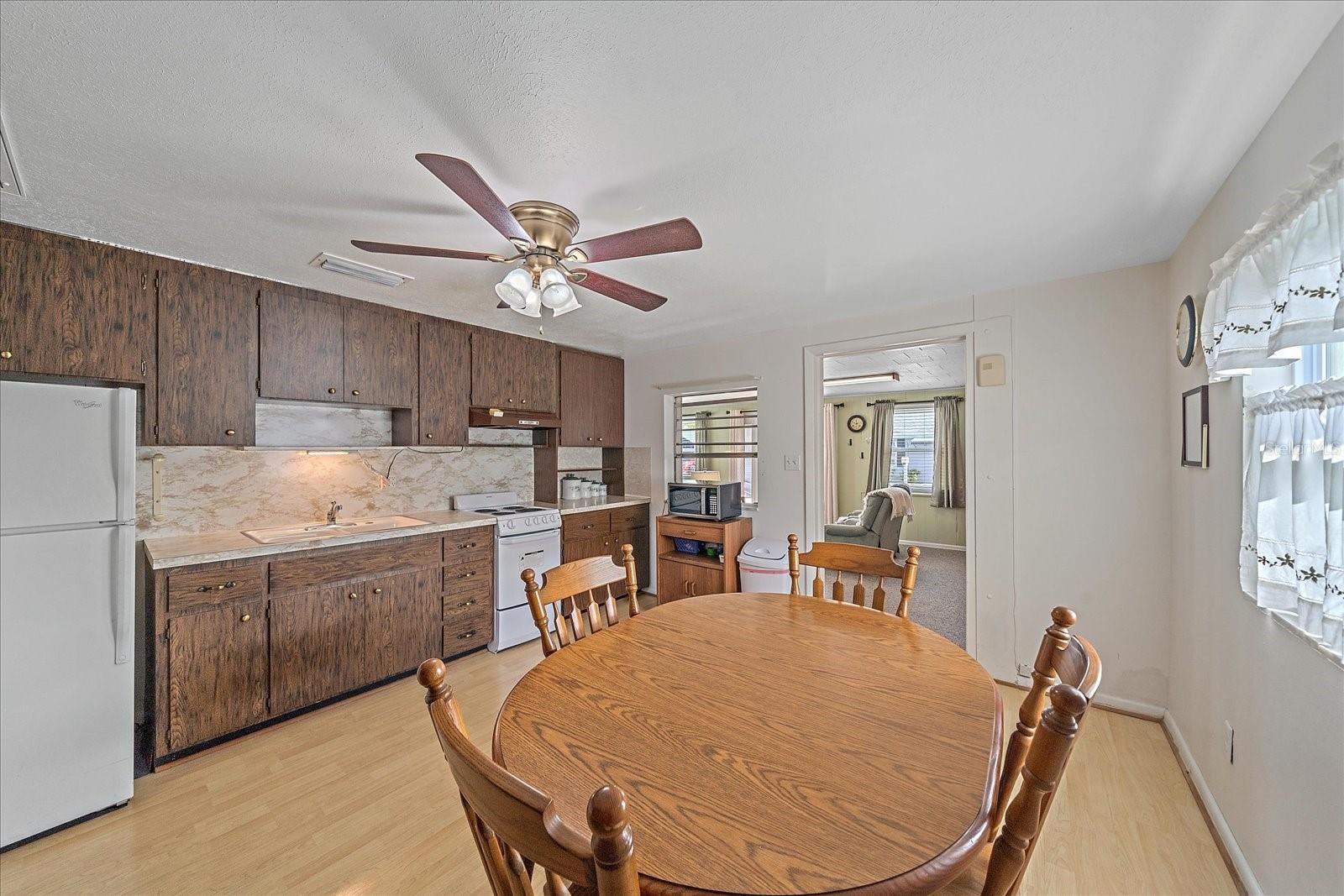 Image 35 of 43 For 1260 Yoder Avenue