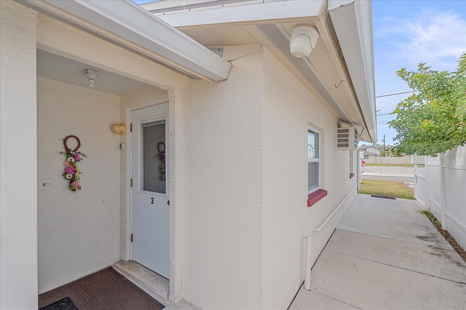 Image 5 of 43 For 1260 Yoder Avenue