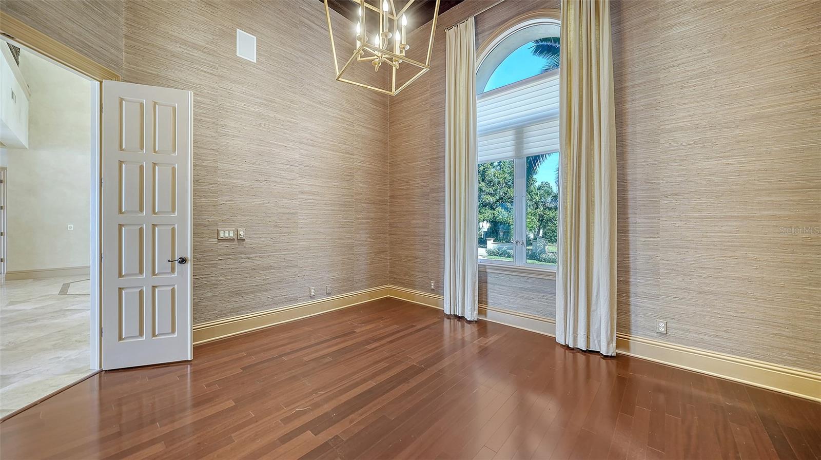 Image 37 of 82 For 570 Spoonbill Drive