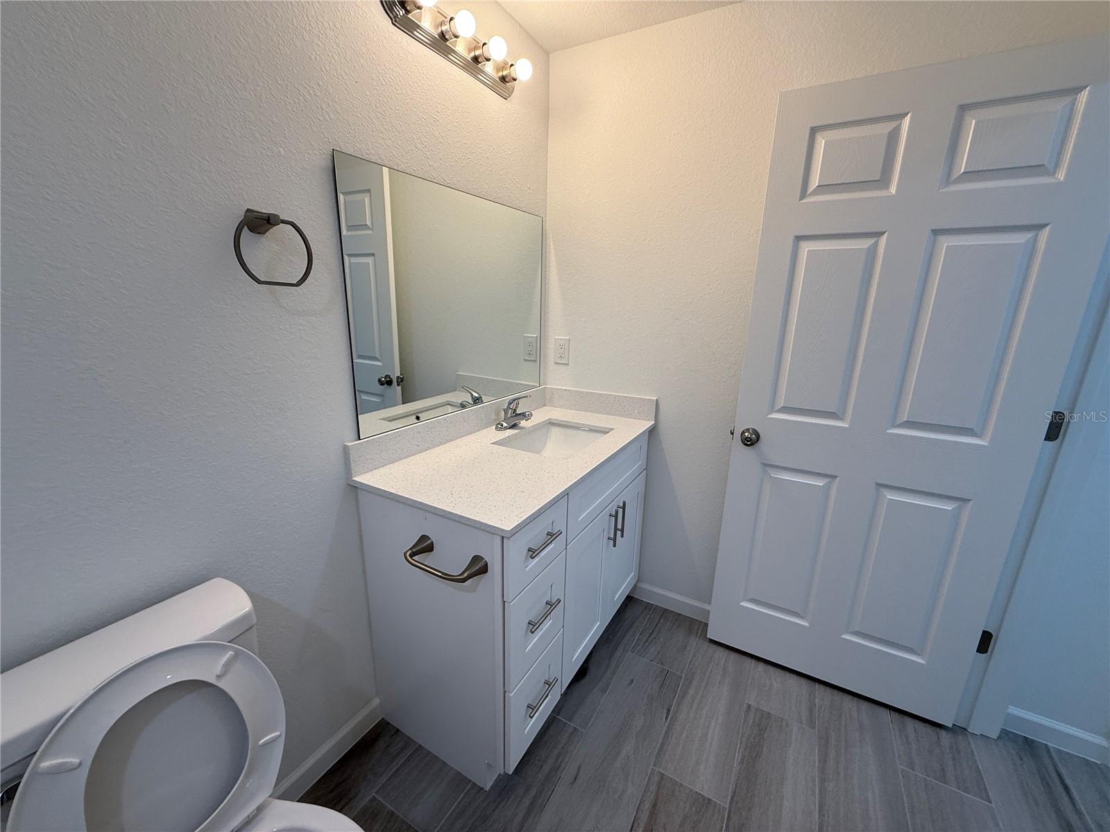 Image 15 of 30 For 2459 Oracle Lane