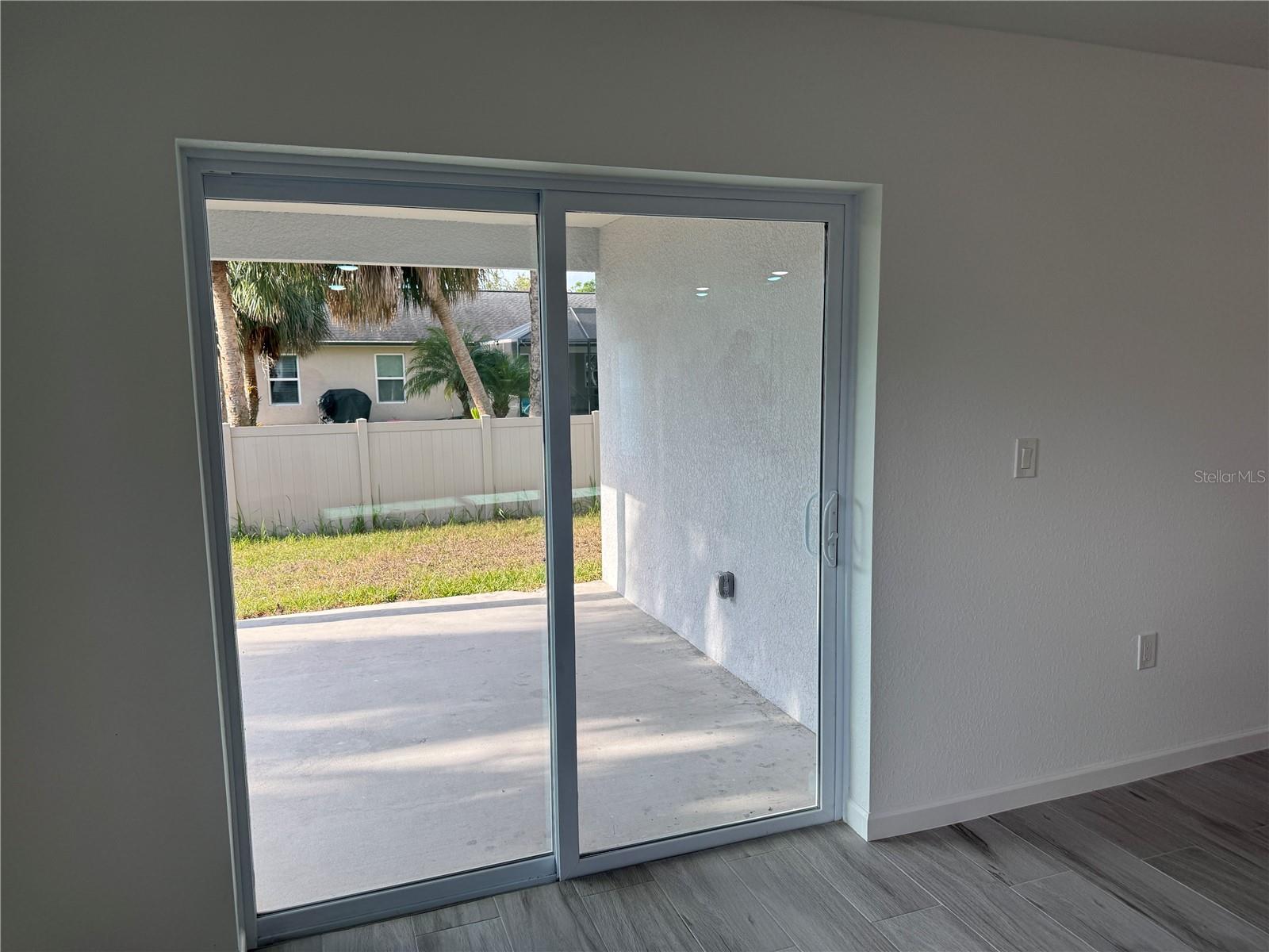 Image 20 of 30 For 2459 Oracle Lane