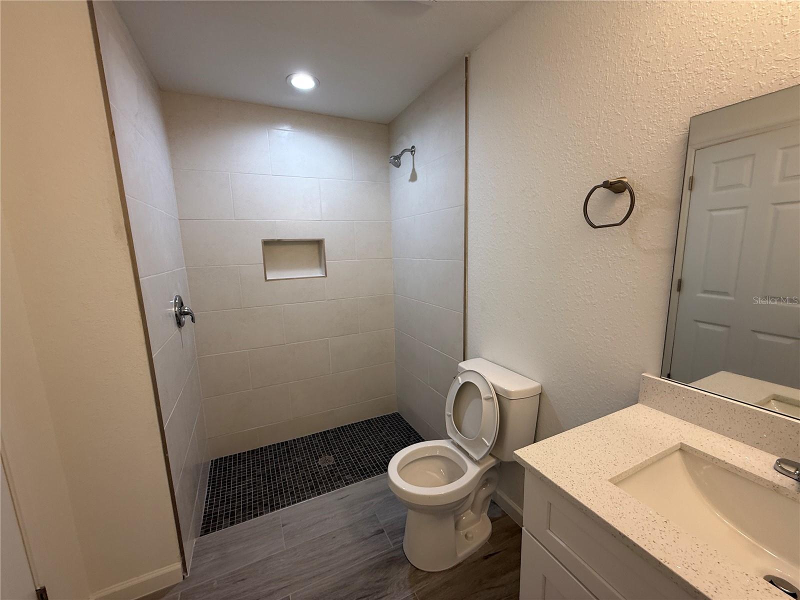 Image 9 of 30 For 2459 Oracle Lane