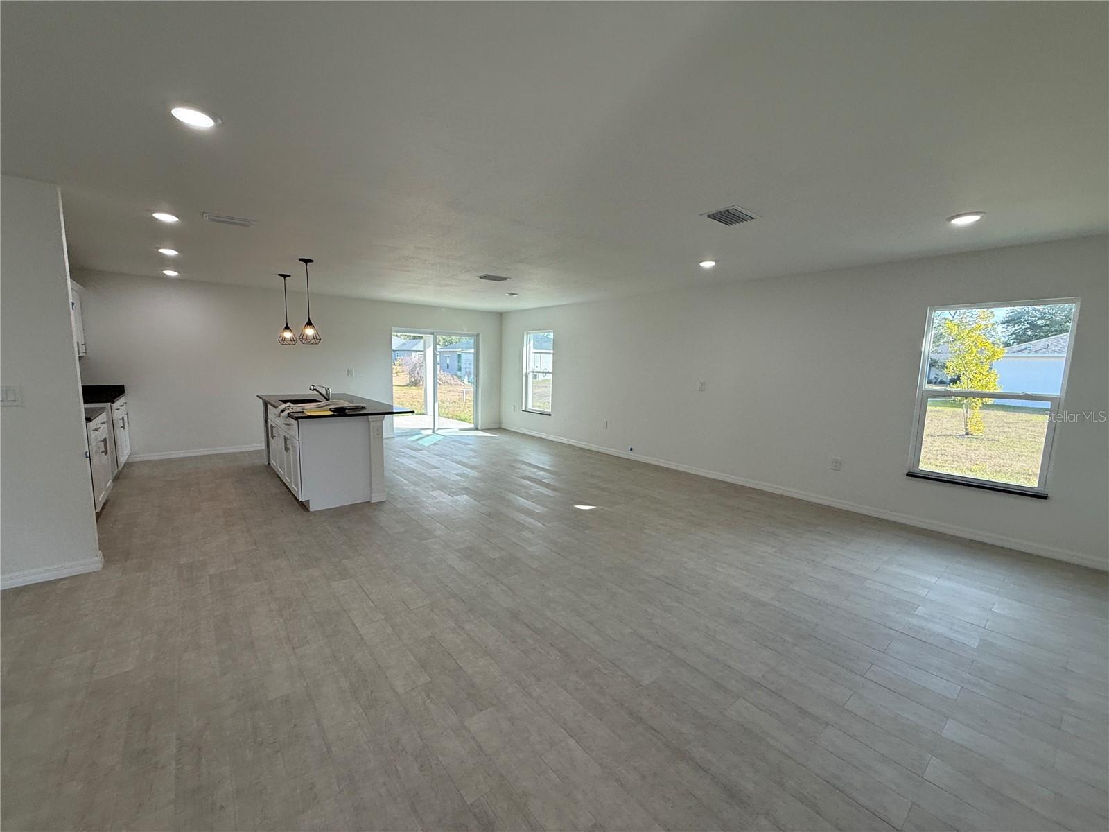 Image 5 of 27 For 3230 Worthington Avenue