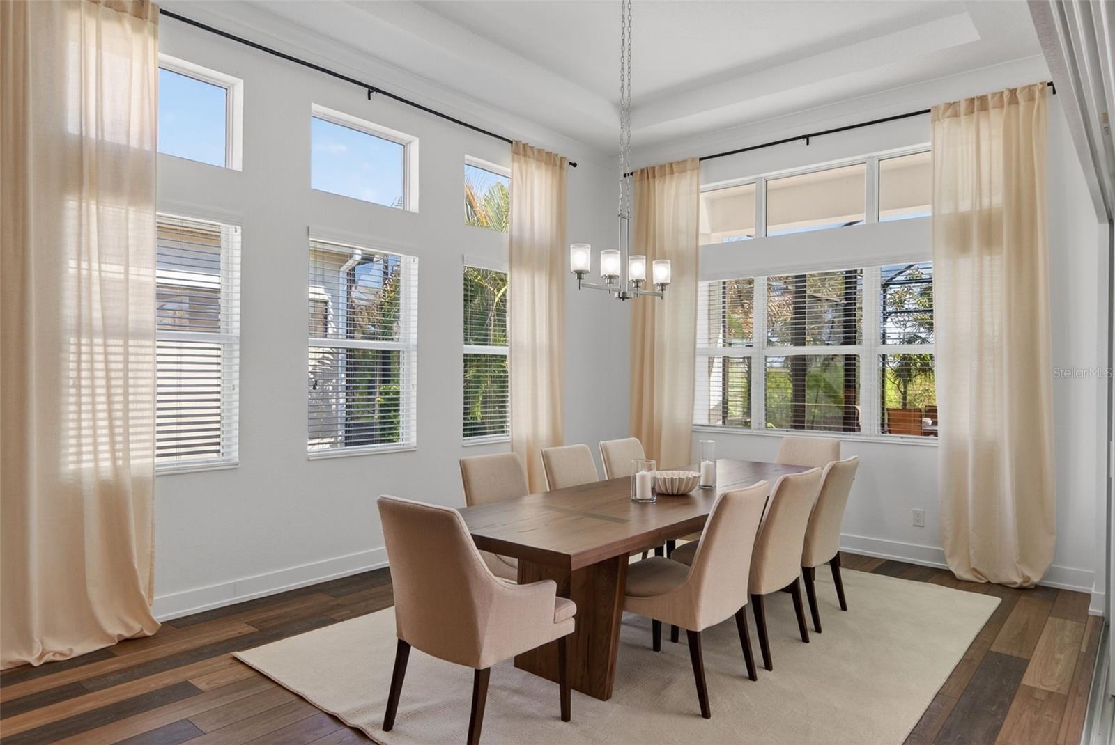 Image 30 of 90 For 8276 Redonda Loop