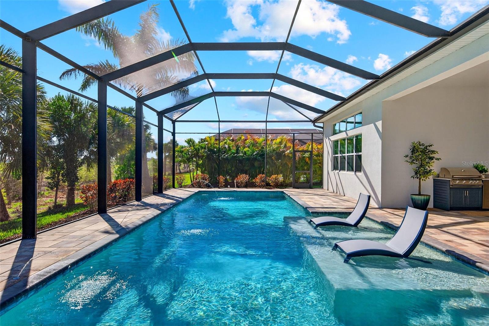 Image 38 of 90 For 8276 Redonda Loop