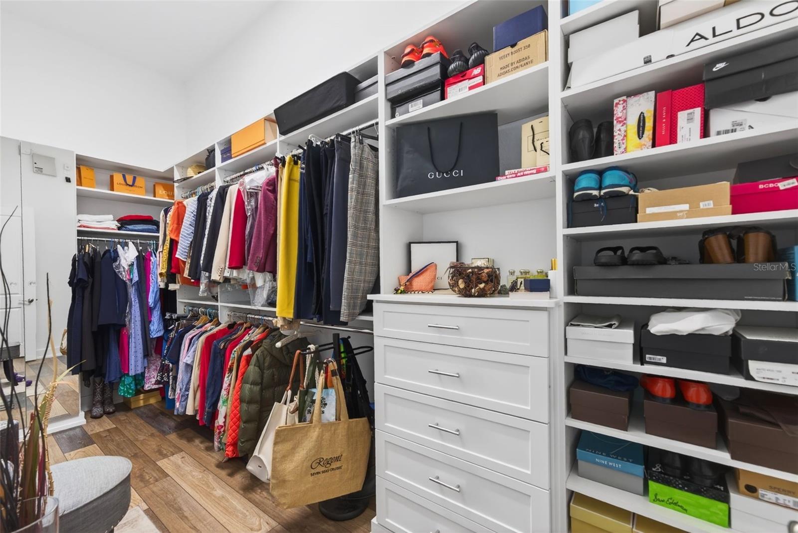 Image 54 of 90 For 8276 Redonda Loop