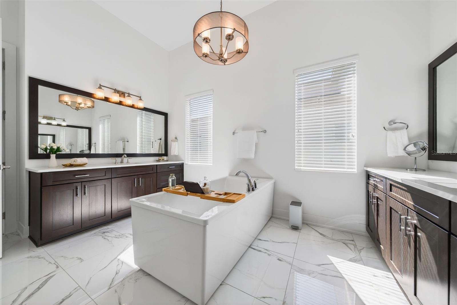 Image 60 of 90 For 8276 Redonda Loop