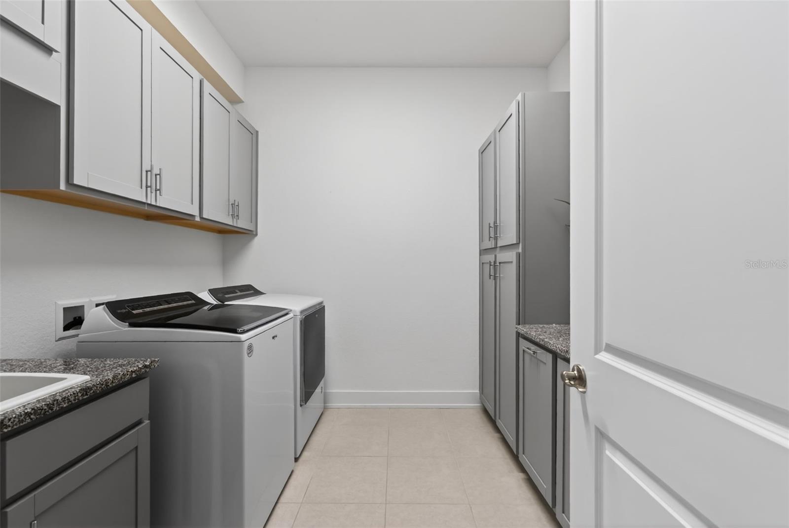 Image 67 of 90 For 8276 Redonda Loop