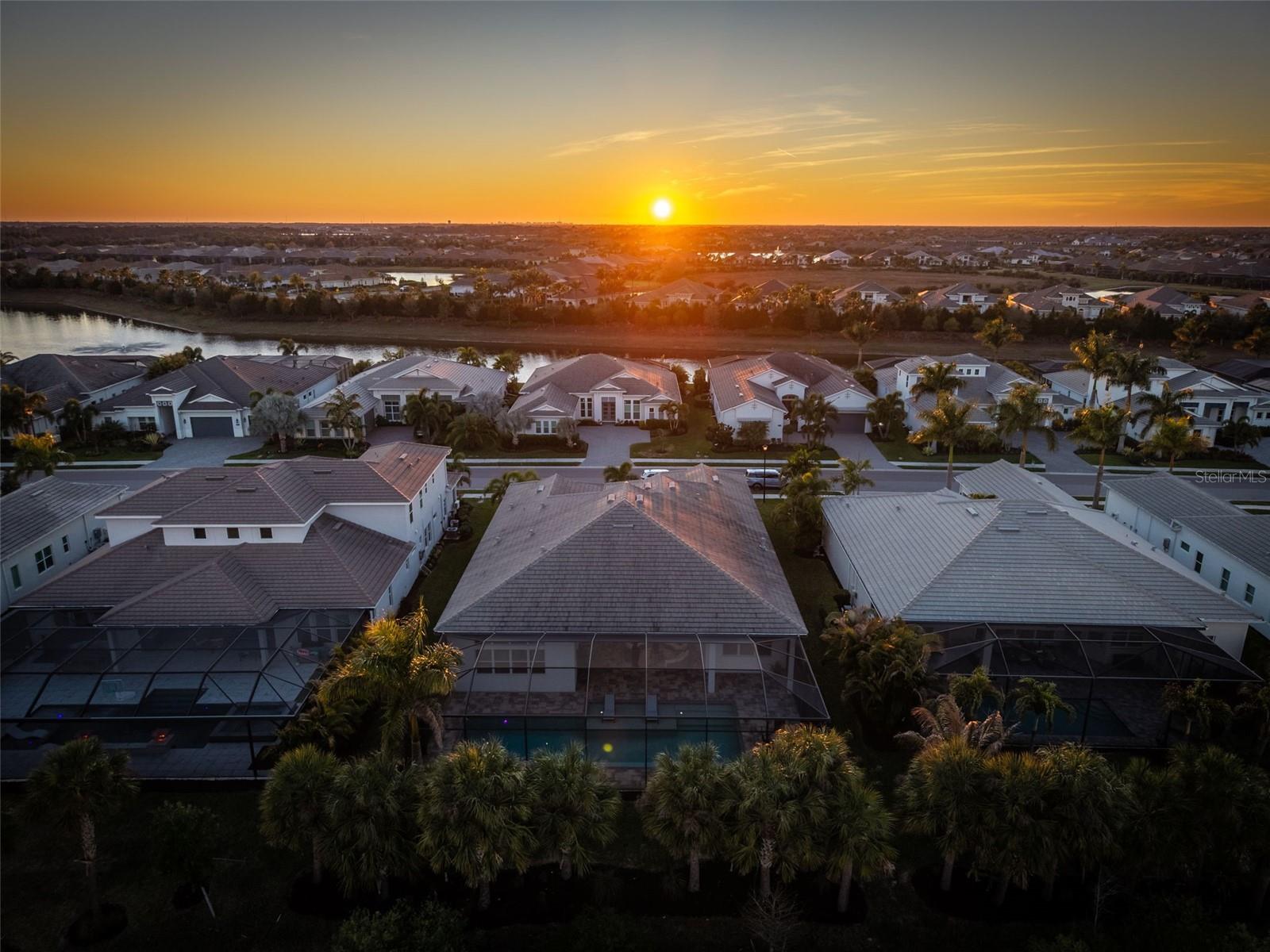 Image 73 of 90 For 8276 Redonda Loop