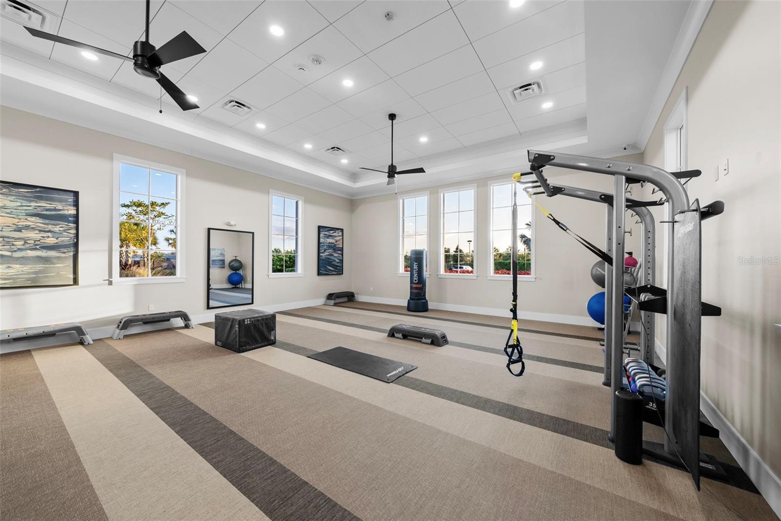 Image 83 of 90 For 8276 Redonda Loop