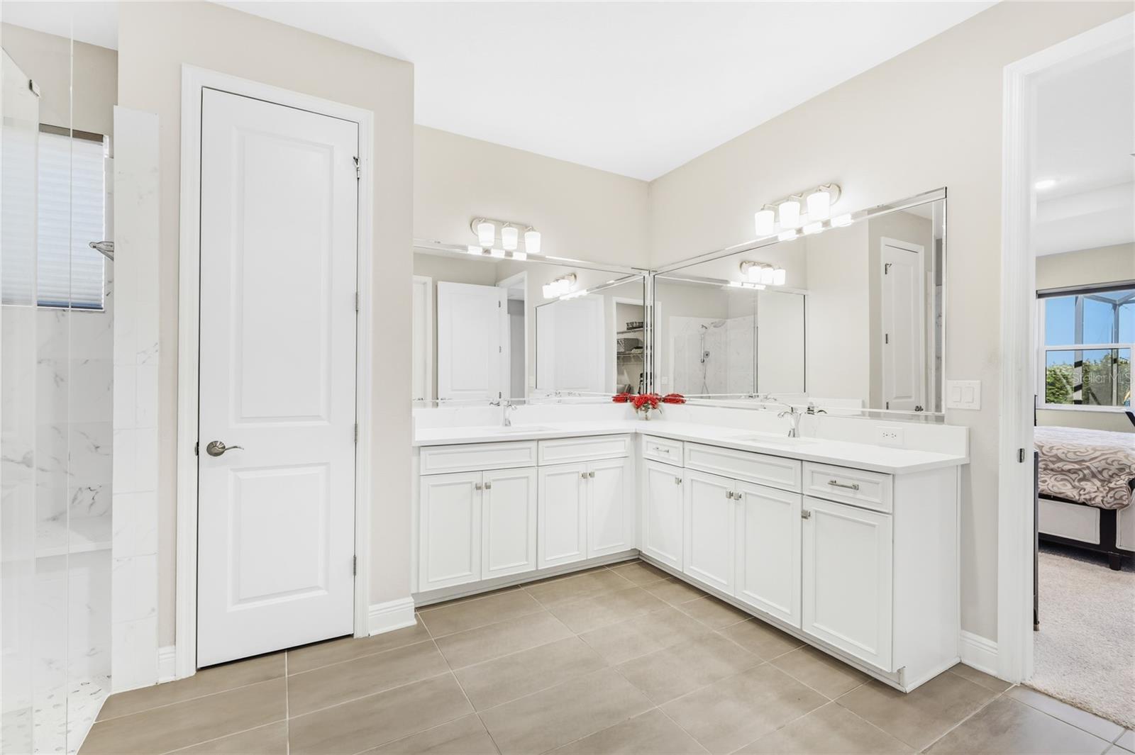 Image 25 of 45 For 4745 Antrim Drive