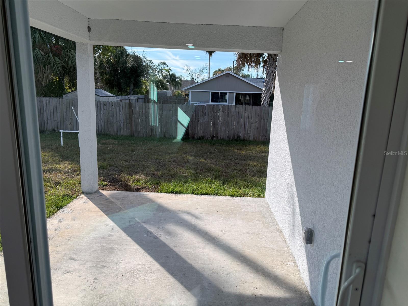 Image 22 of 28 For 4467 Eldron Avenue