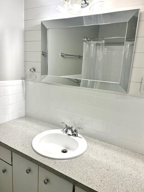 Image 12 of 26 For 3950 Roxane Boulevard 2b