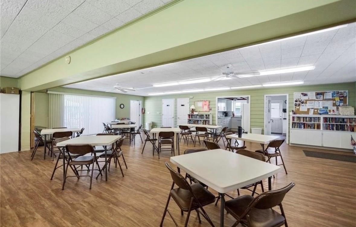 Image 24 of 26 For 3950 Roxane Boulevard 2b