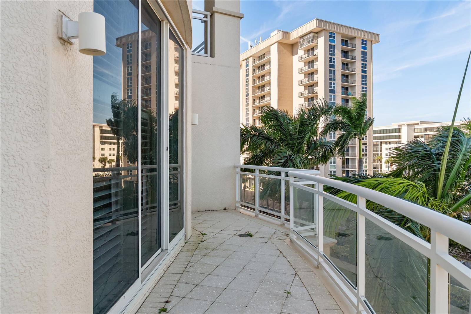 Image 15 of 34 For 1300 Benjamin Franklin Drive 305