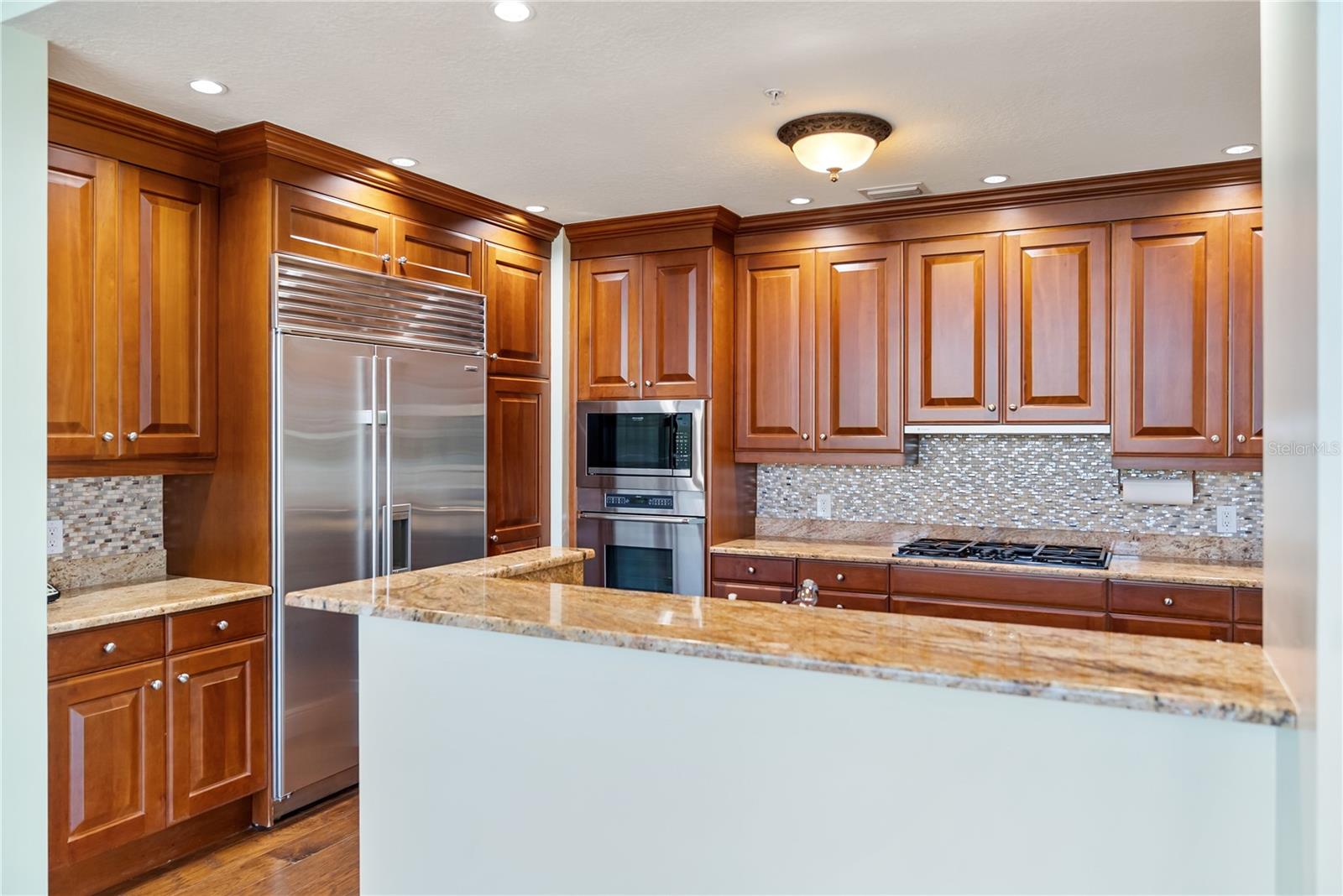 Image 7 of 34 For 1300 Benjamin Franklin Drive 305