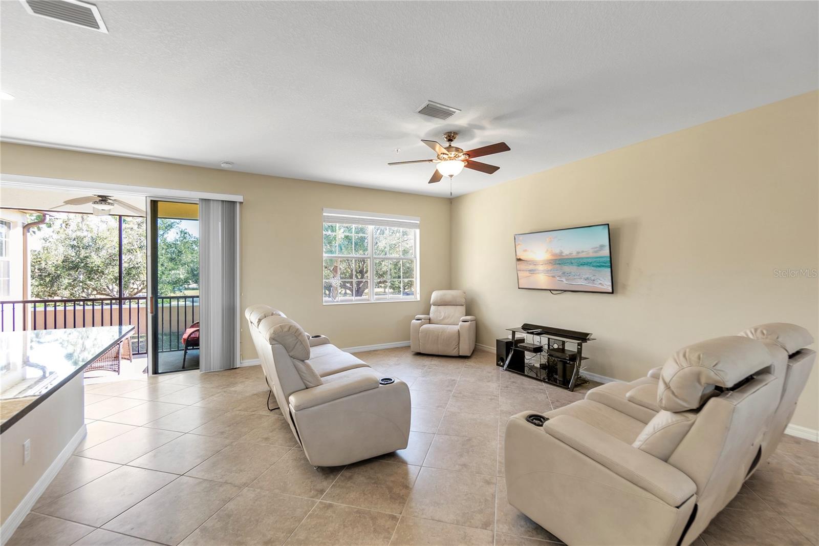 Image 9 of 26 For 8141 Miramar Way 8141