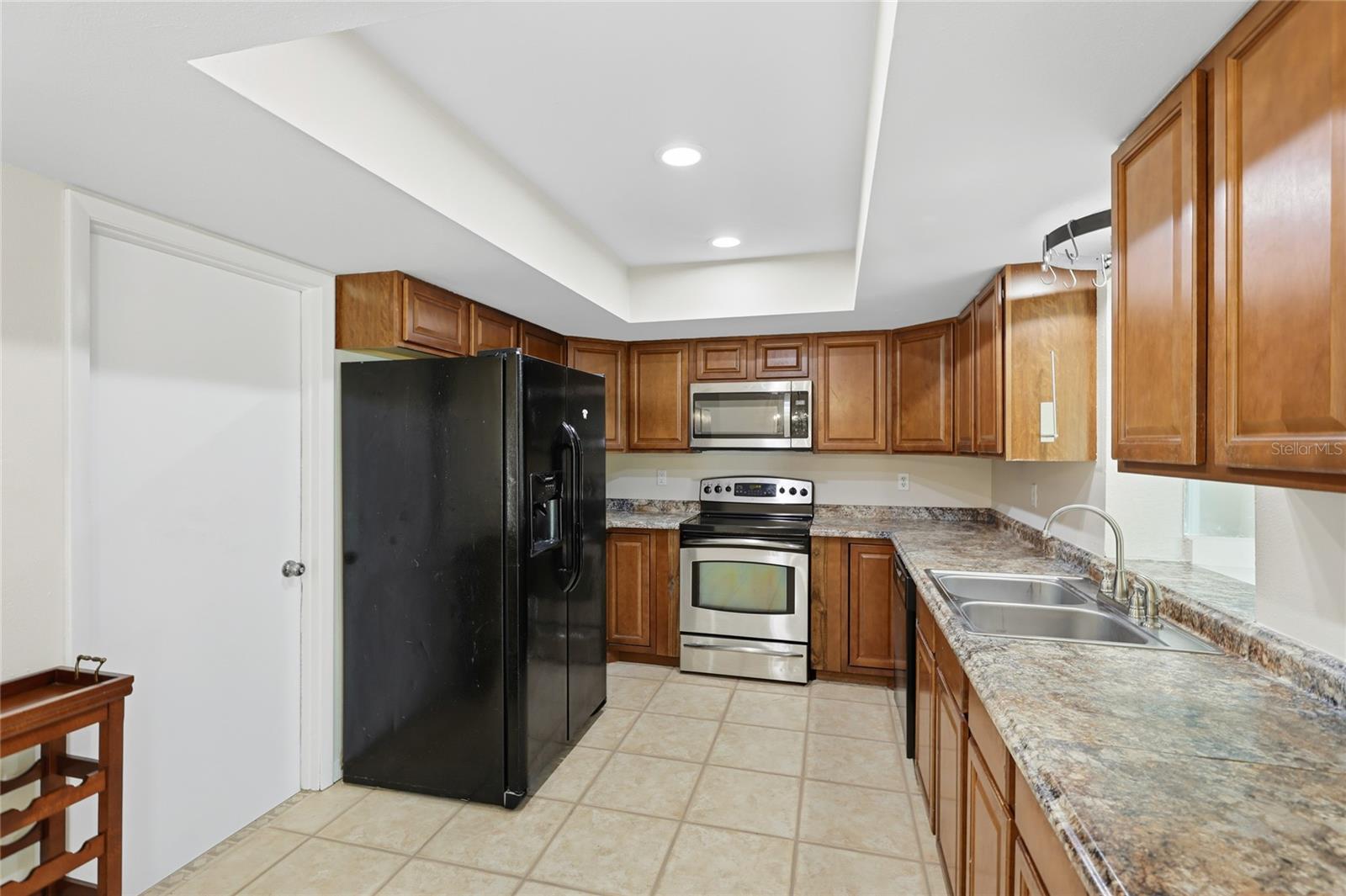 Image 10 of 28 For 2365 Spring Oaks Circle