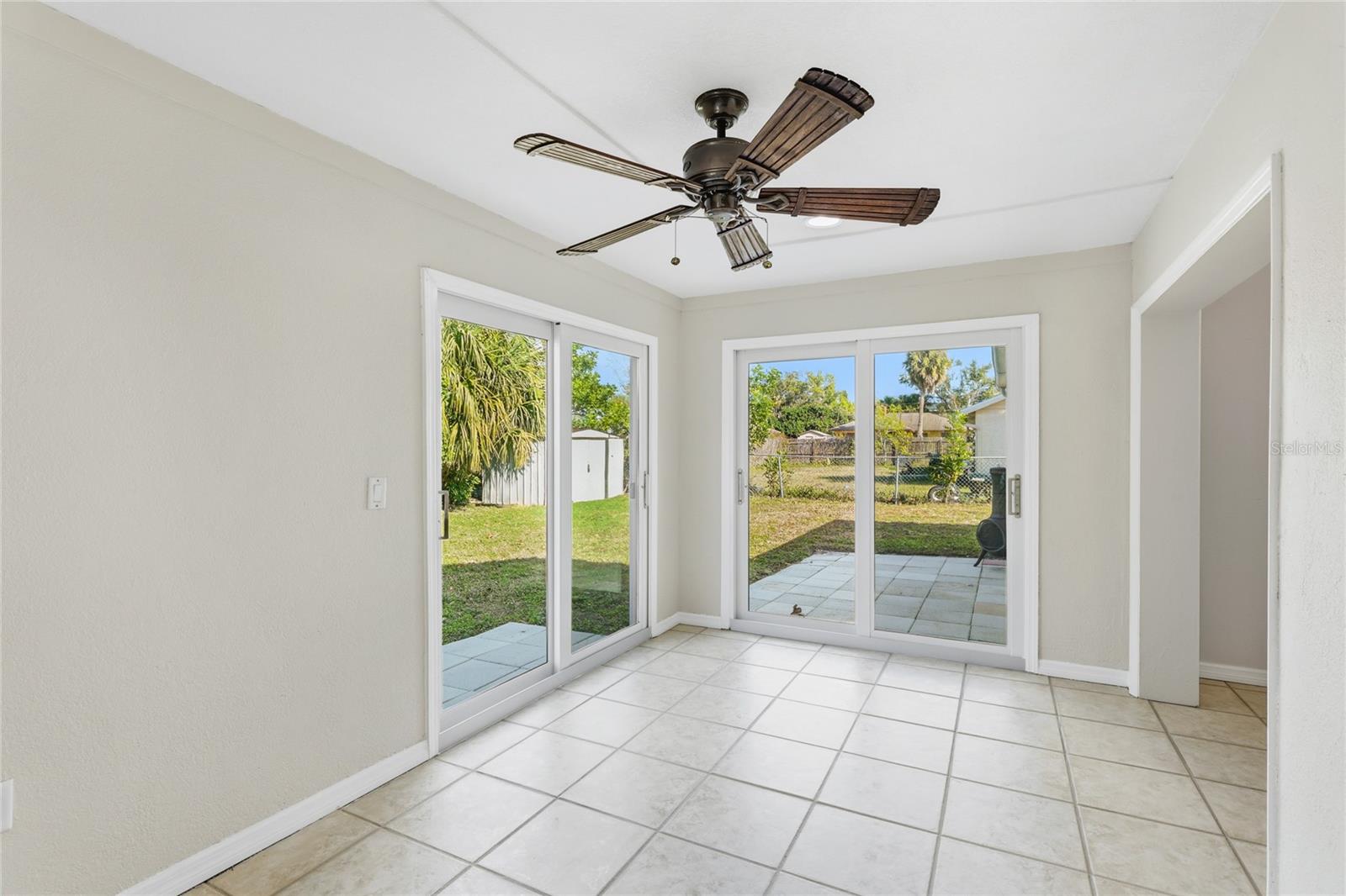 Image 15 of 28 For 2365 Spring Oaks Circle