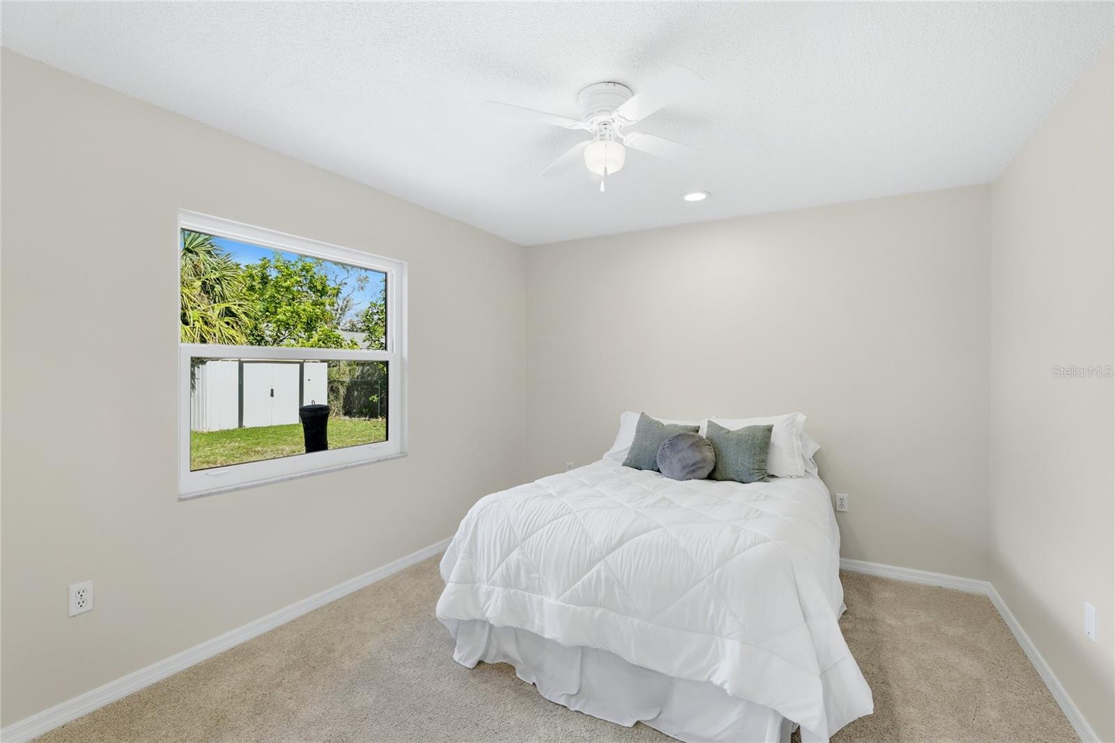 Image 22 of 28 For 2365 Spring Oaks Circle