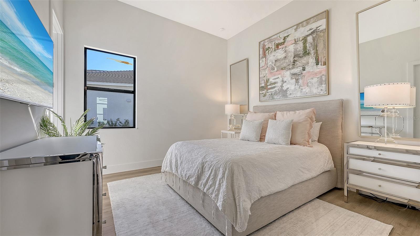 Listing photo id 50 for 4521 Mondrian Court