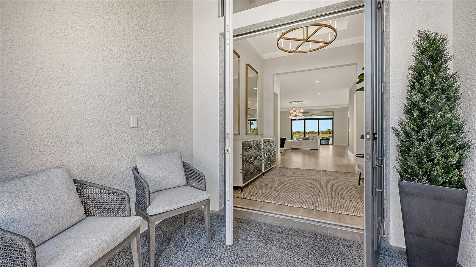 Listing photo id 7 for 4521 Mondrian Court