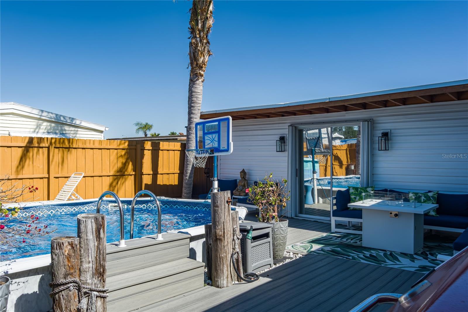 Image 21 of 30 For 205 52nd Avenue Terrace E