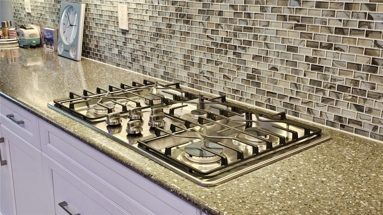 Image 25 of 86 For 4952 Surfside Circle