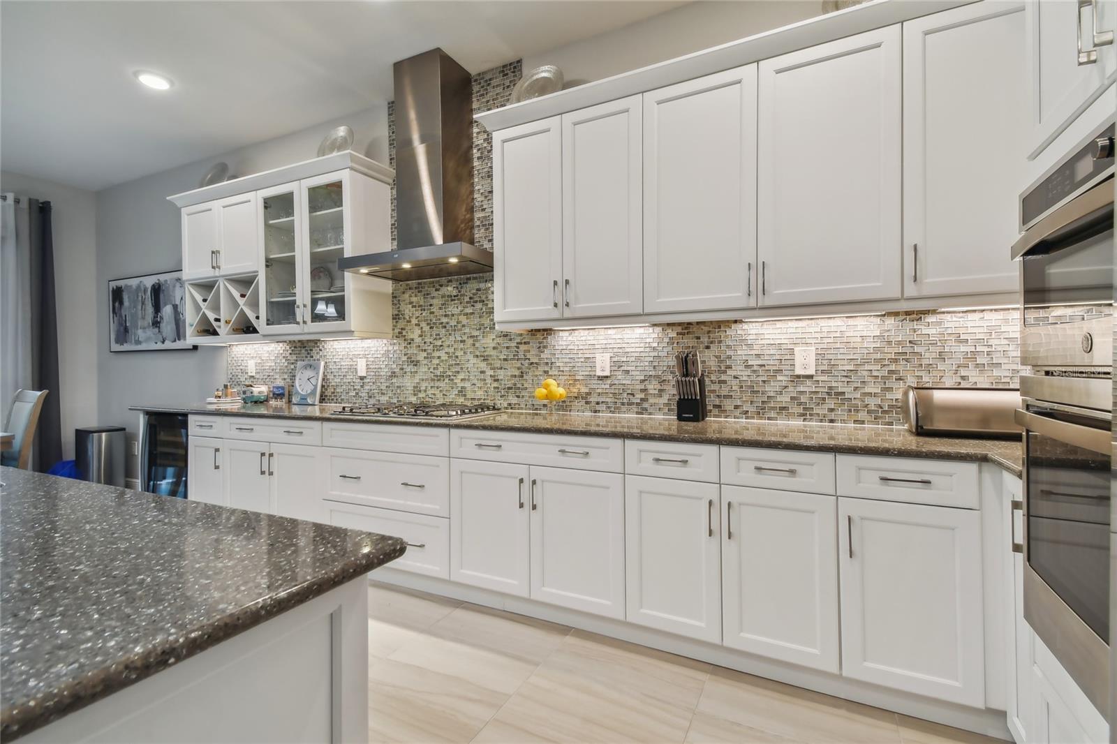 Image 28 of 86 For 4952 Surfside Circle