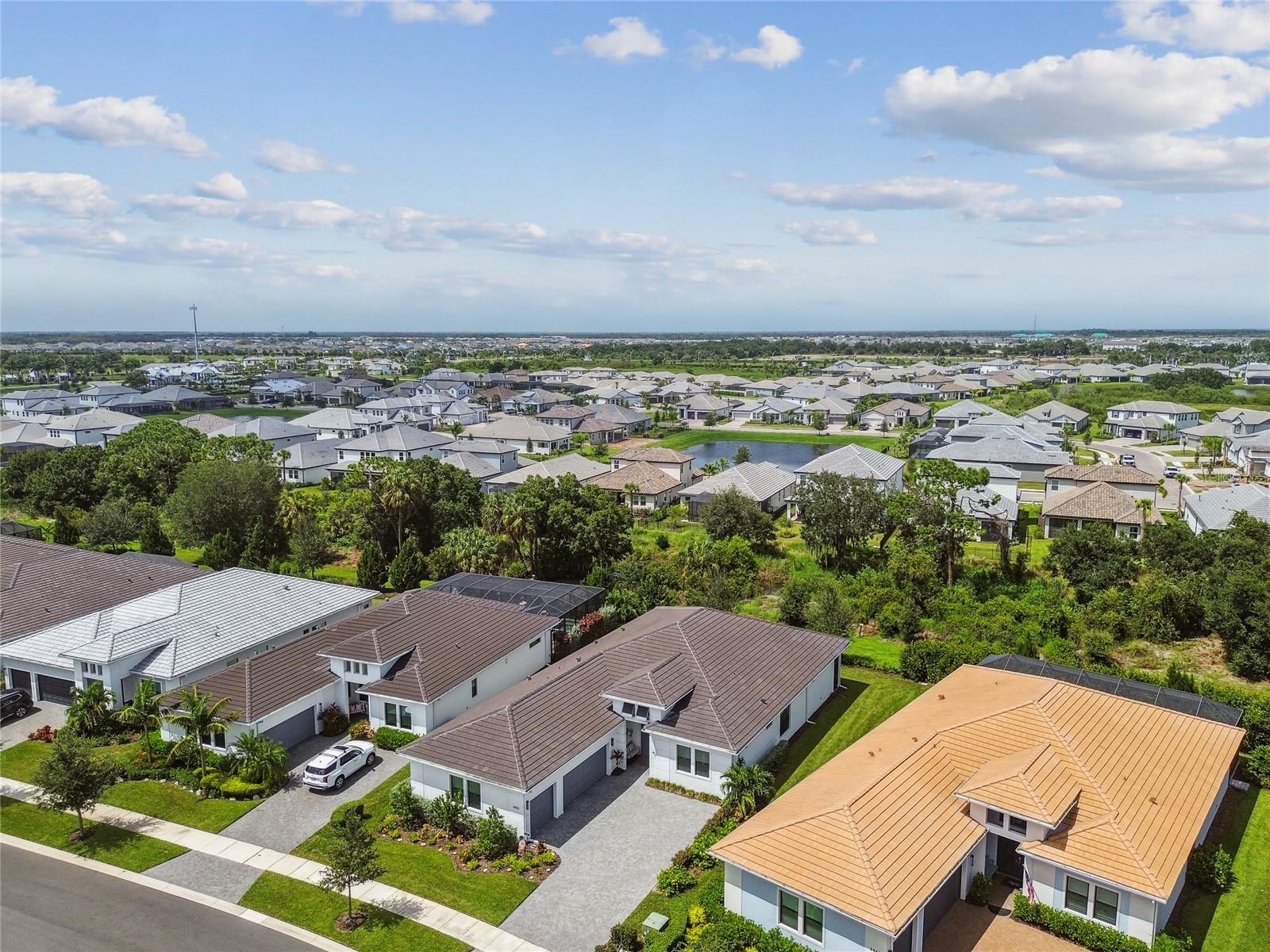 Image 3 of 86 For 4952 Surfside Circle