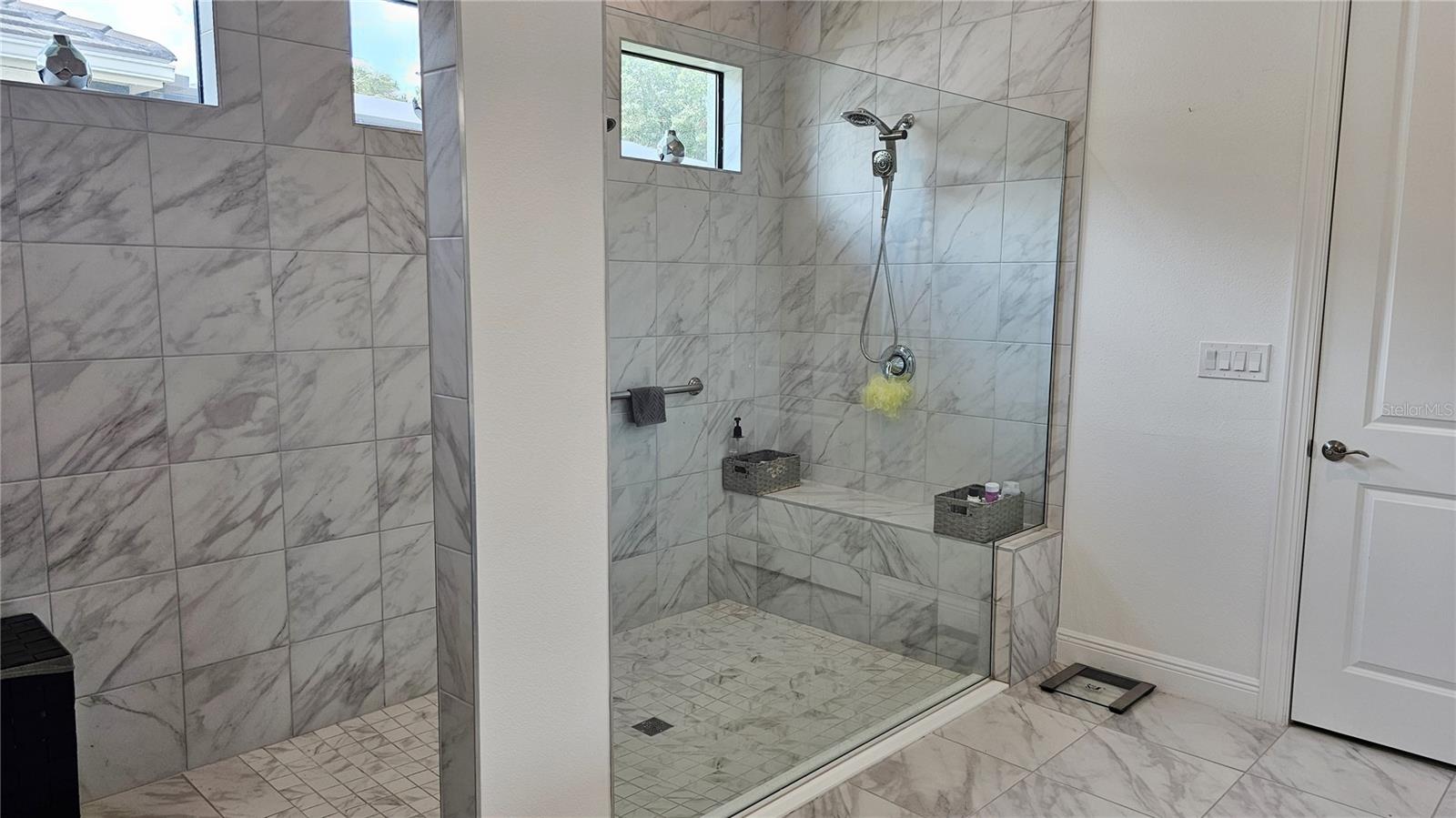 Image 38 of 86 For 4952 Surfside Circle