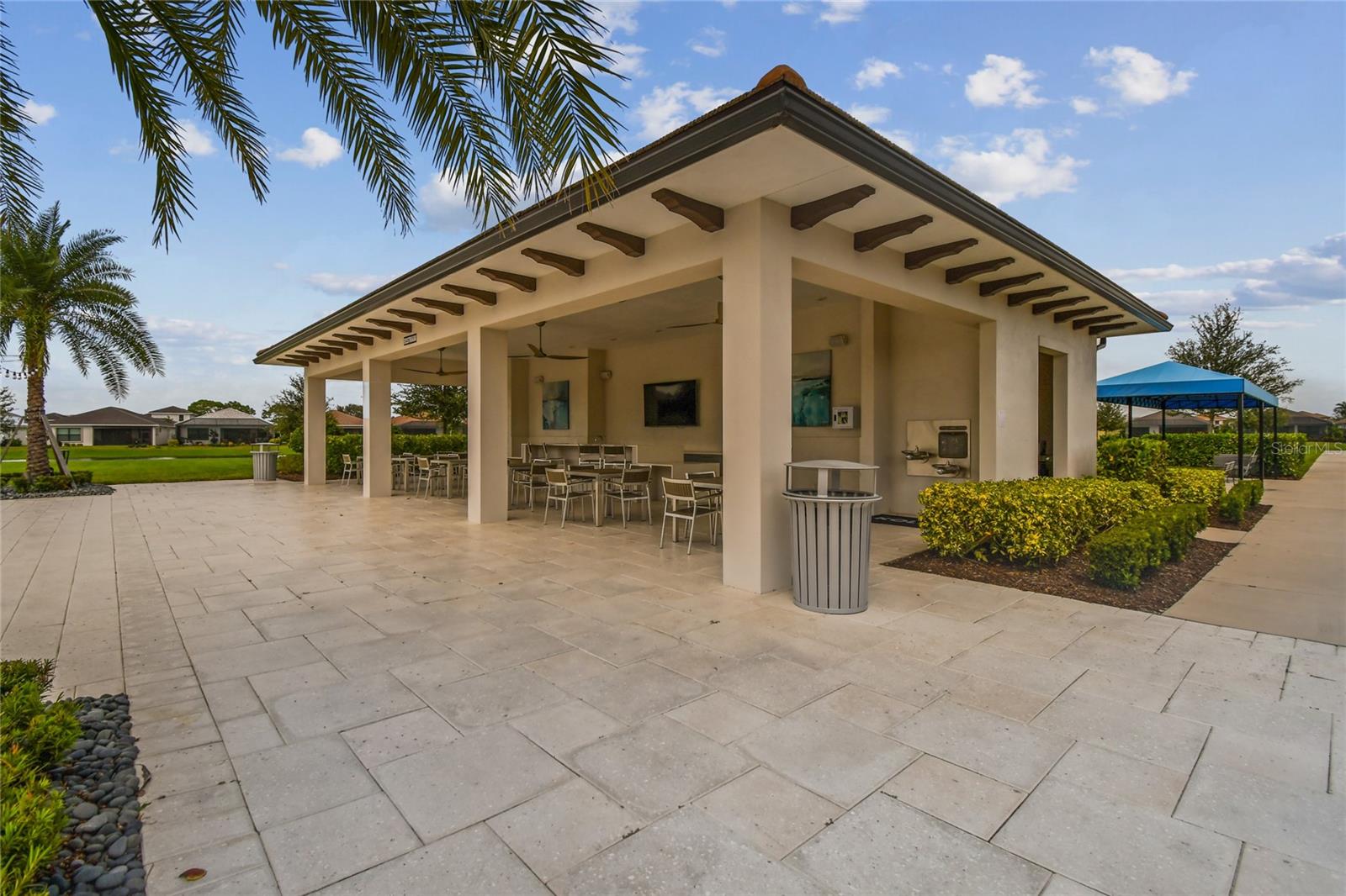 Image 80 of 86 For 4952 Surfside Circle