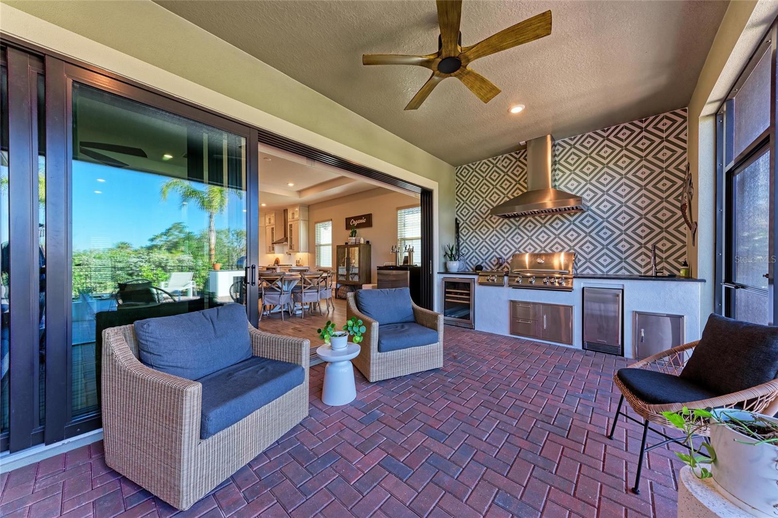 Image 51 of 95 For 2322 5th Street E